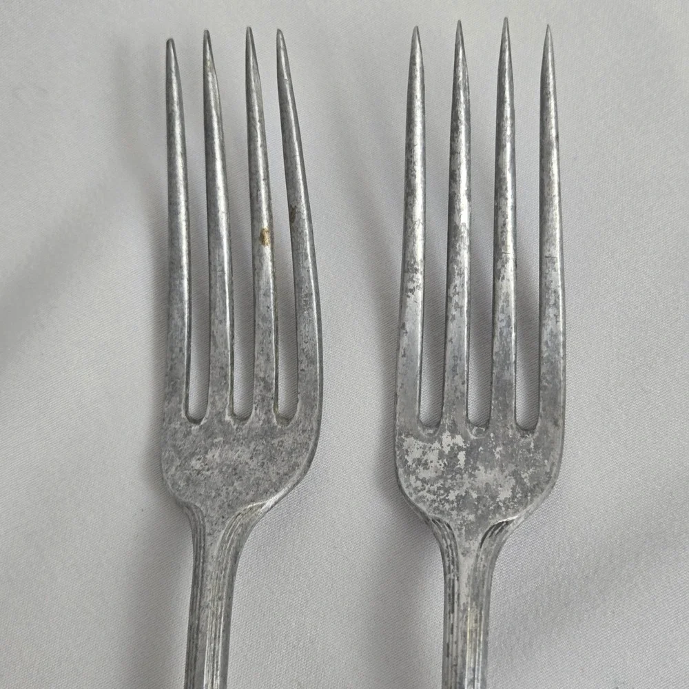 German Aluminum Forks, Set of 2, Marked DEP ALUM,‎ 8